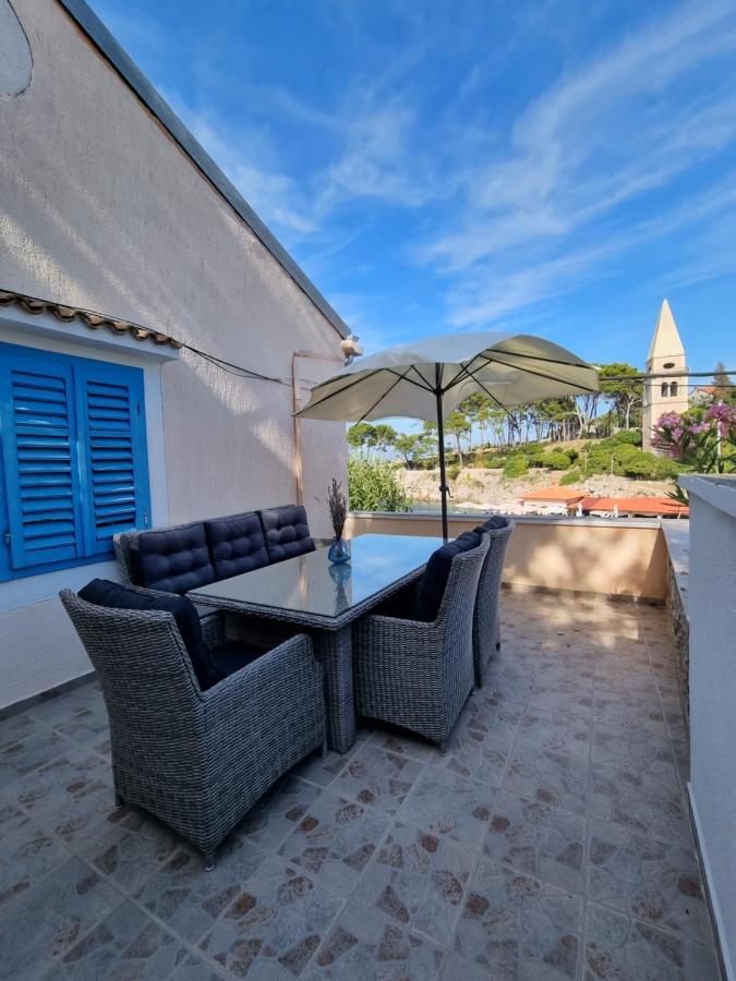 Narcis Central Apartment With Sea & City Views Veli Lošinj المظهر الخارجي الصورة