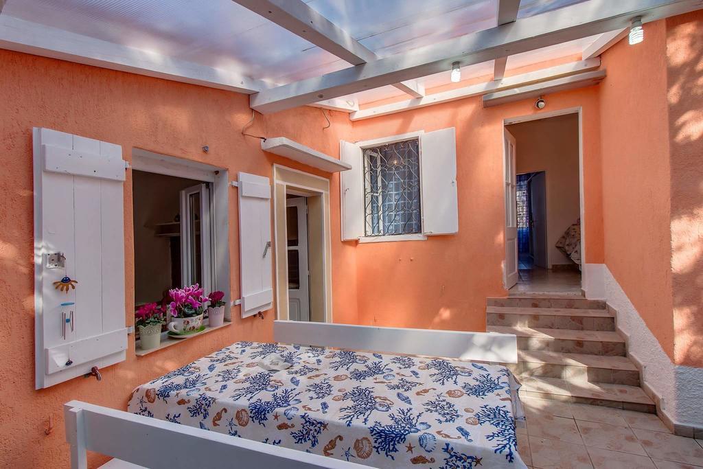 Narcis Central Apartment With Sea & City Views Veli Lošinj المظهر الخارجي الصورة